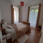 A L'ombre Du Pommier Holiday home